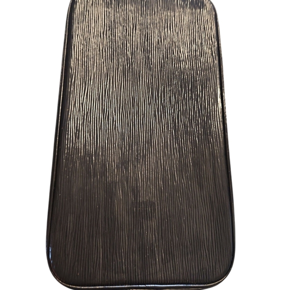 Louis Vuitton Black and Yellow Epi Alma Leather Handbag - Picture 3 of 13